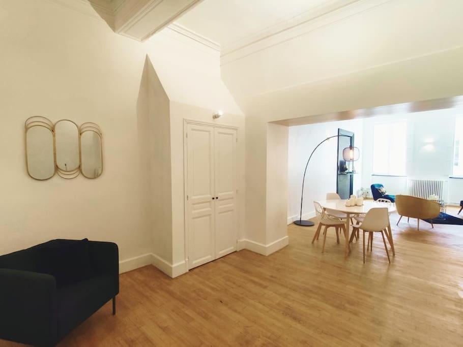 Appartement Carcassonnais Avec Parking Carcassonne Zewnętrze zdjęcie