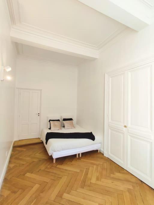 Appartement Carcassonnais Avec Parking Carcassonne Zewnętrze zdjęcie